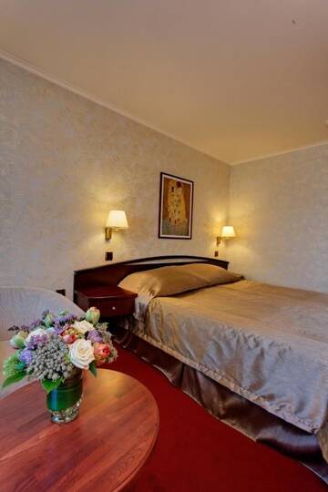Двухместный номер Делюкс с 1 кроватью в Отеле Capitol Hotel